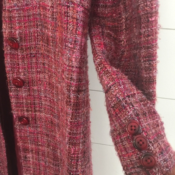 🛑 SOLD! Tweed Button Down Coat In Rose Hues - Picture 3 of 9